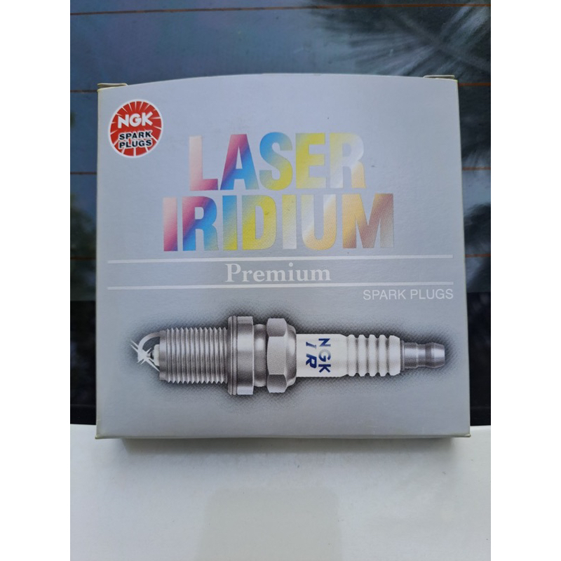 Bugi xe OTo NGK Laserri iridium premium