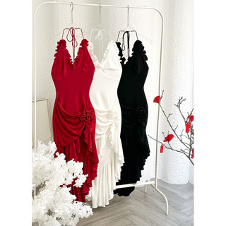 Đầm body phối bèo xẻ tà đính hoa