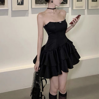 Đầm cúp đen 2 tầng