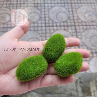 Sỏi giả phủ rêu trang trí tiểu cảnh