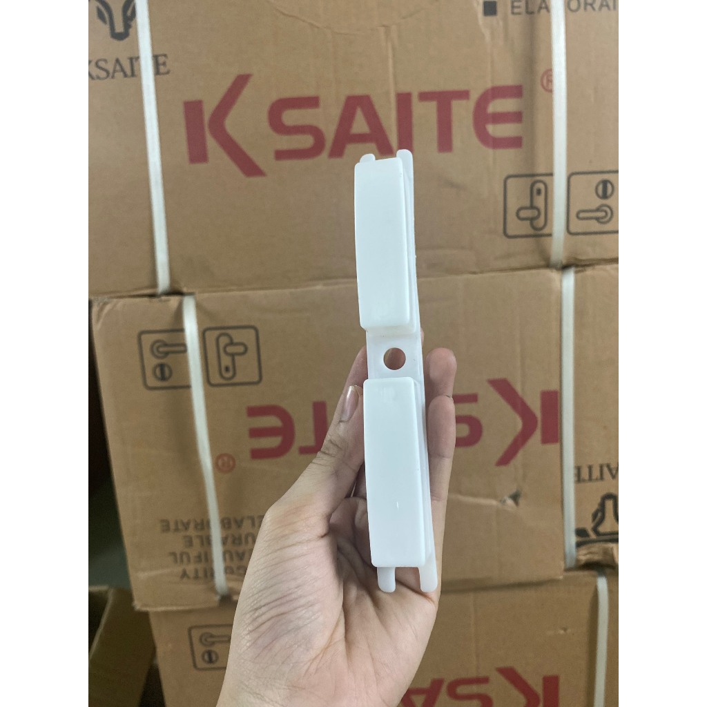 ỐP NHỰA KSAITE / KEO KSAITE LẮP KHÓA, CỬA HỆ 1000 HỘP 4X8 dùng để che miệng thân khóa