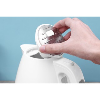 Ấm siêu tốc DeLonghi KBLA2000.W 2000W (Trắng) - Hãng phân phối