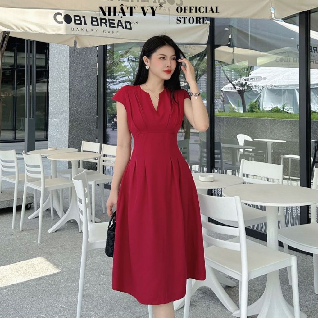 Đầm công sở Nhật Vy xếp ly ngực cổ xẻ cách điệu dáng xoè chất lụa phù hợp dạo phố sang chảnh - D2958
