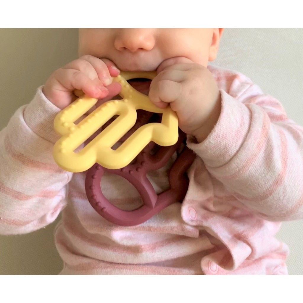 MinikOiOi Gặm nướu bàn tay bằng silicone cao cấp giúp giảm đau và ngứa nướu cho bé
