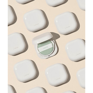 Phấn Phủ Laneige 𝑁𝑒𝑜 𝐸𝑠𝑠𝑒𝑛𝑡𝑖𝑎𝑙 𝐵𝑙𝑢𝑟𝑟𝑖𝑛𝑔 𝐹𝑖𝑛𝑖𝑠ℎ 𝑃𝑜𝑤𝑑𝑒𝑟