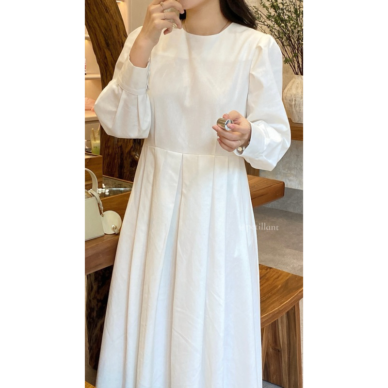 𝐇𝐚𝐧 𝐃𝐫𝐞𝐬𝐬 (𝐋𝐢𝐧𝐞𝐧) (Váy dài tay xếp ly dưới)