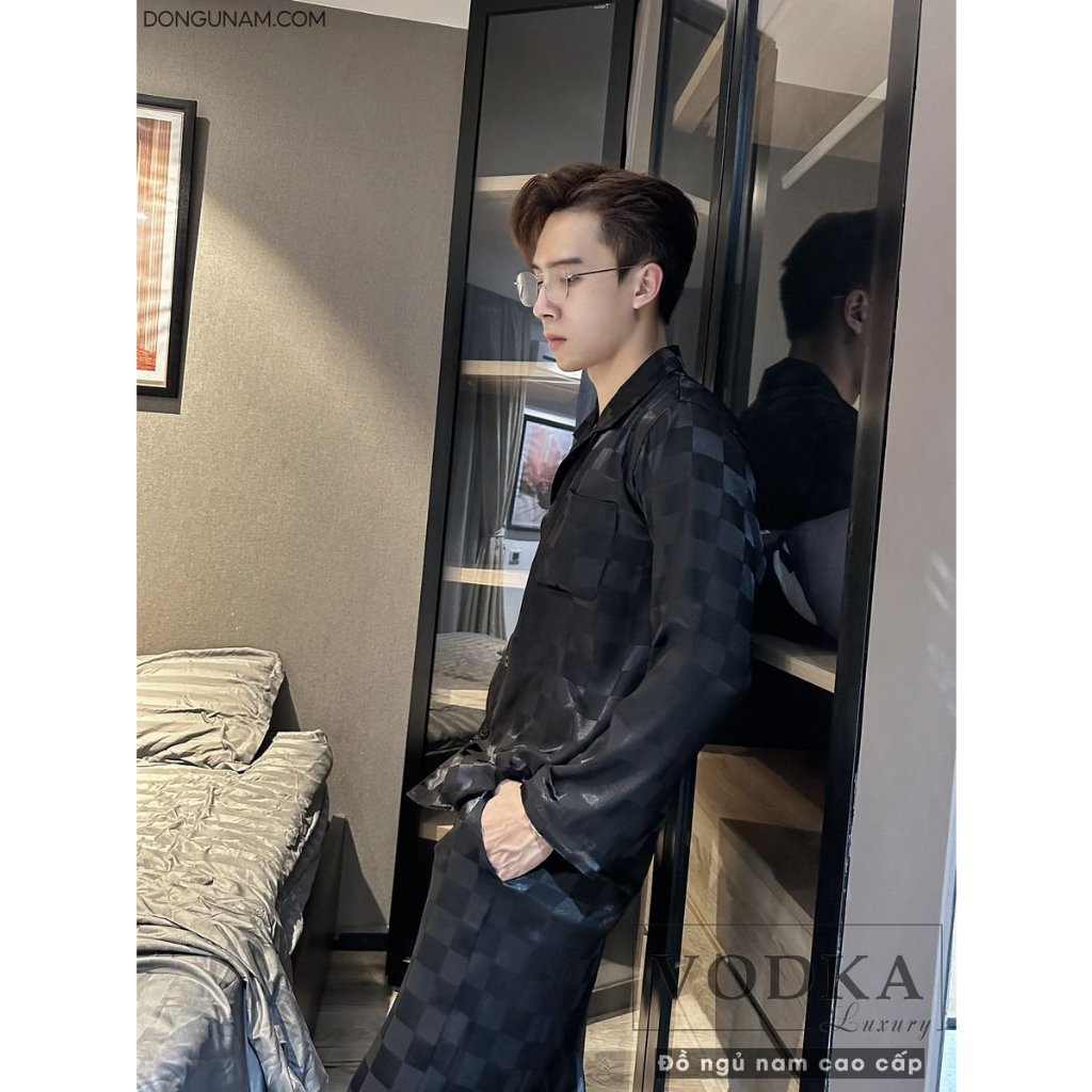 Đồ ngủ nam pijama lụa nam VODKA LUXURY gấm mềm mại & sang trọng hoa văn ô vuông hàng cao cấp GO14