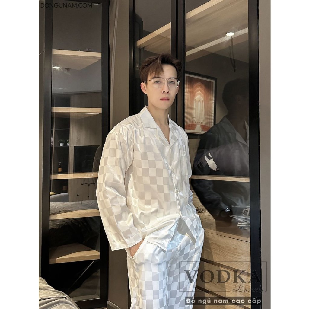 Đồ ngủ nam pijama lụa nam VODKA LUXURY gấm mềm mại & sang trọng hoa văn ô vuông hàng cao cấp GO14