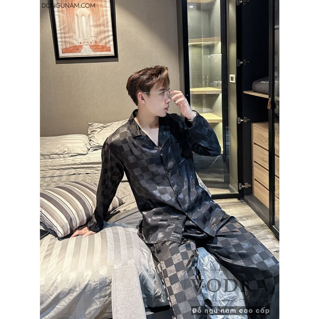 Đồ ngủ nam pijama lụa nam VODKA LUXURY gấm mềm mại & sang trọng hoa văn ô vuông hàng cao cấp GO14
