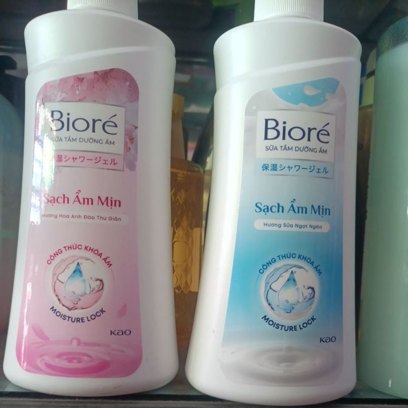 Sữa tắm biore trắng da