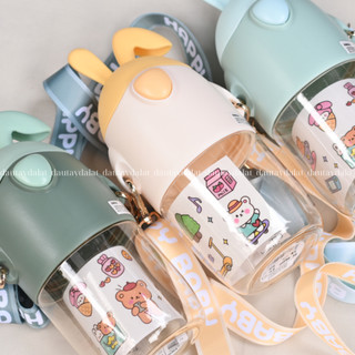 Bình nước nhựa cute bình nước cute tai thỏ dễ thương 600ml có nắp đậy kèm dây đeo kèm ống hút