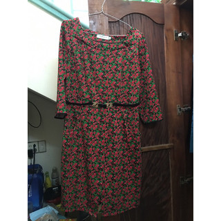 Đầm body sai to họa tiết hoa si tuyển