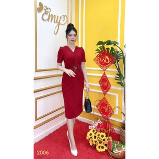 Đầm emy em2006 xoè đỏ xoắn eo