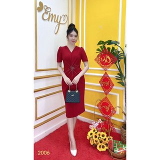 Đầm EMY EM2006 Xoè Đỏ Xoắn Eo