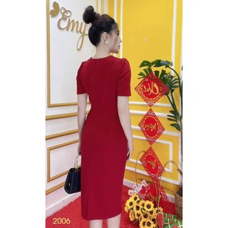 Đầm EMY EM2006 Xoè Đỏ Xoắn Eo