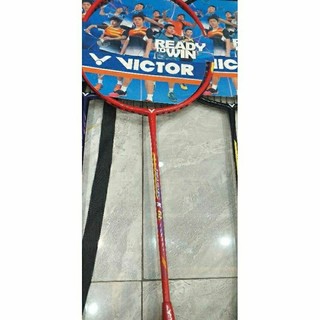 vợt cầu lông đơn victor đã căng sẵn tặng kèm quấn cán và bao đựng vợt