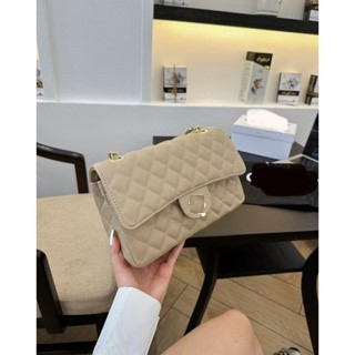 Túi xách nữ đeo chéo chần trám classic da gạo size 25 Hàng QC không box
