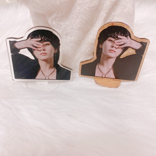 BTS - Keyring RM và Standee JK (có sẵn)