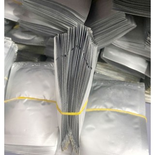 Miếng Dán Môi Không Hình
