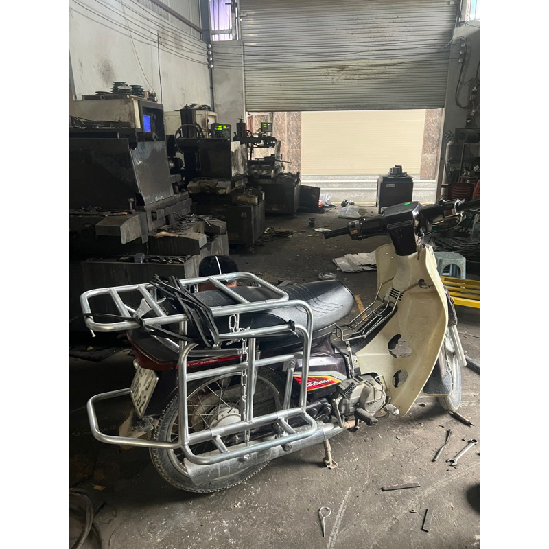 BAGA chở hàng xe DREAM hai cánh sườn trắng trọng tải lớn