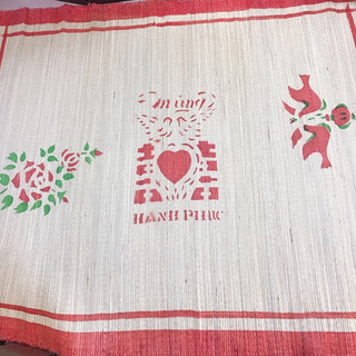 Chiếu cói rẻ in hoa 1m6