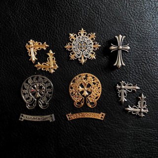 Đinh tán logo chrome hearts