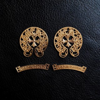 Đinh tán logo chrome hearts