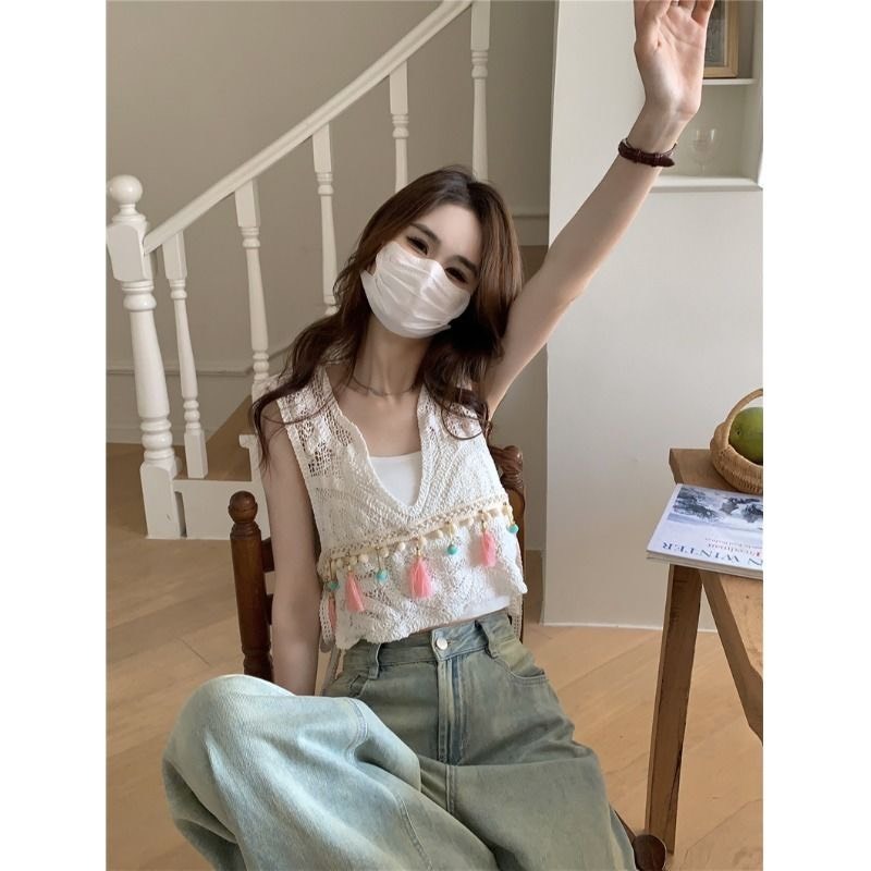 Áo Ren Sát Nách Đan Móc Dệt Kim Croptop Nữ Đính Bông Lông Cổ Xẻ V Phong Cách Boho Xinh Xắn | Smide Clothing | BigBuy360 - bigbuy360.vn