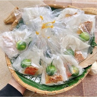 Bịch bánh tráng phơi sương muối satế ớt tắc quận 11