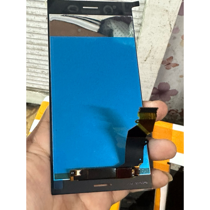 Màn hình full nguyên bộ Sony Xperia XZ premium/ G8141/ G8142 đen bạc