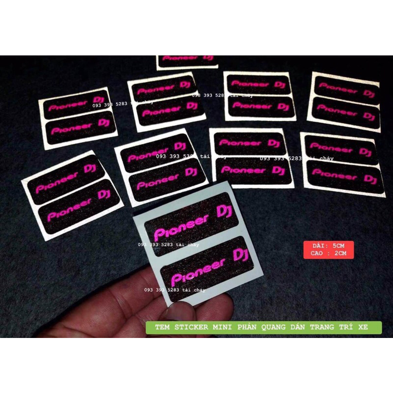 [ 1 CẶP ] TEM STICKER MINI NỀN PHẢN QUANG DÁN TRANG TRÍ XE