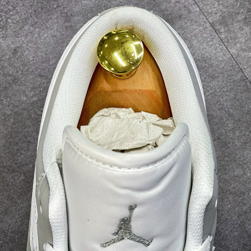 Giày thể thao cổ thấp | Jordan 1 Low Wolf Grey Cao cấp