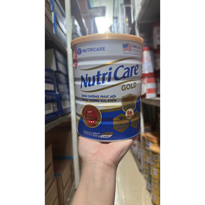 Sữa bột Nutricare Gold 900gr