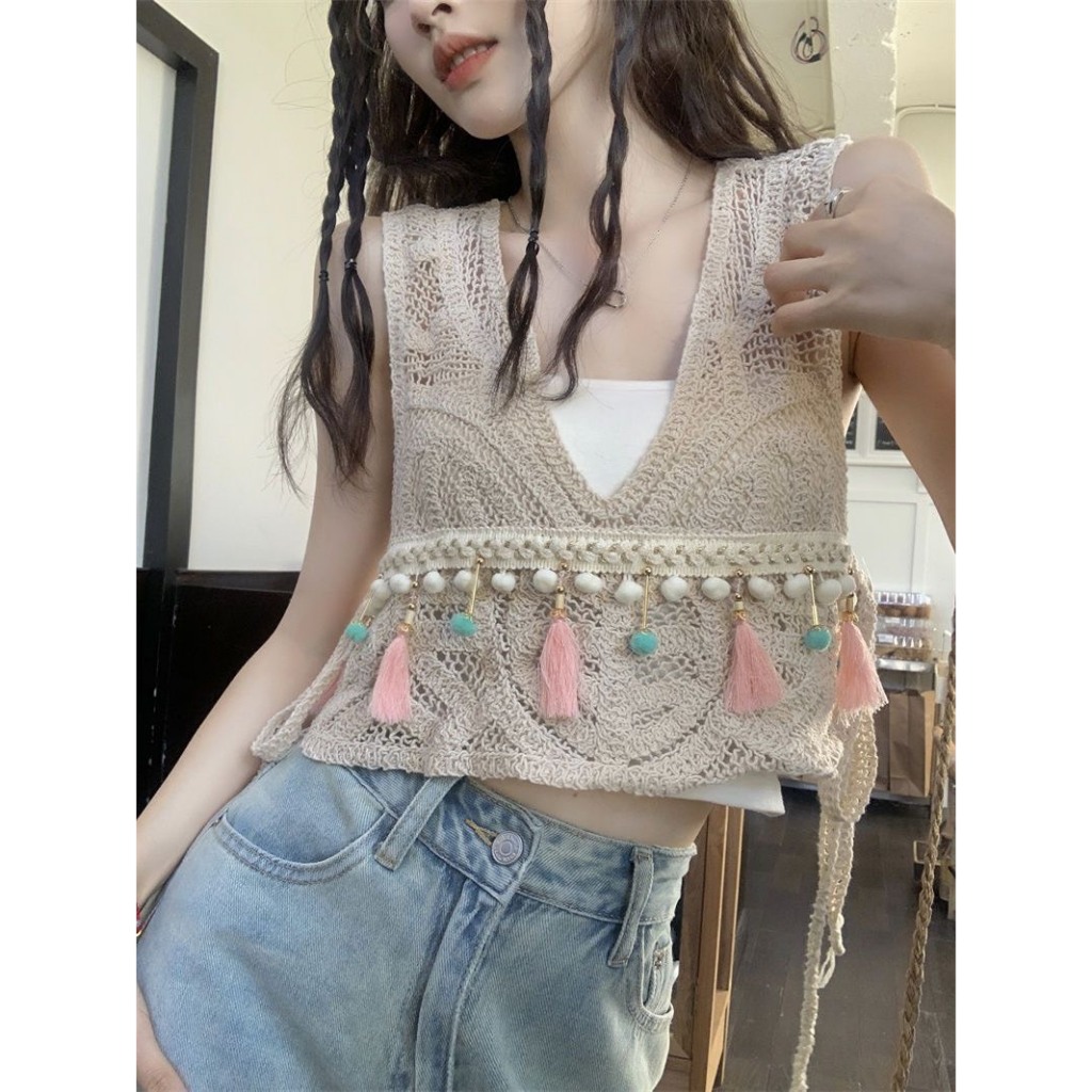 Áo Ren Sát Nách Đan Móc Dệt Kim Croptop Nữ Đính Bông Lông Cổ Xẻ V Phong Cách Boho Xinh Xắn | Smide Clothing | BigBuy360 - bigbuy360.vn