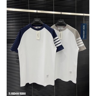 Áo thun Thom Browne 4 sọc phối vai thiết kế hot trend Nam nữ New 89