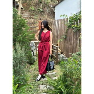 Đầm lụa xoắn eo