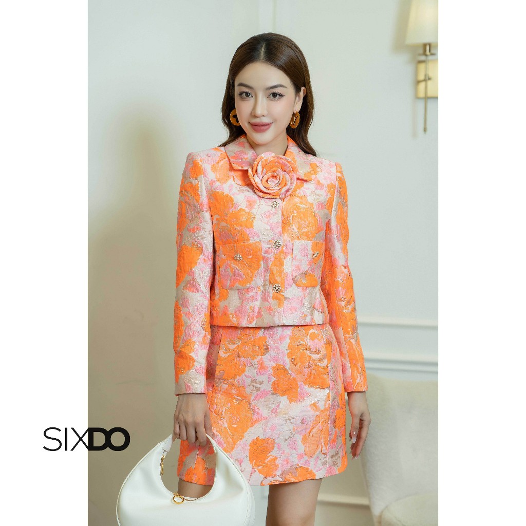 Áo vest ngắn gấm họa tiết kèm hoa sang trọng SIXDO (Orange Rose Cropped Brocade Vest)