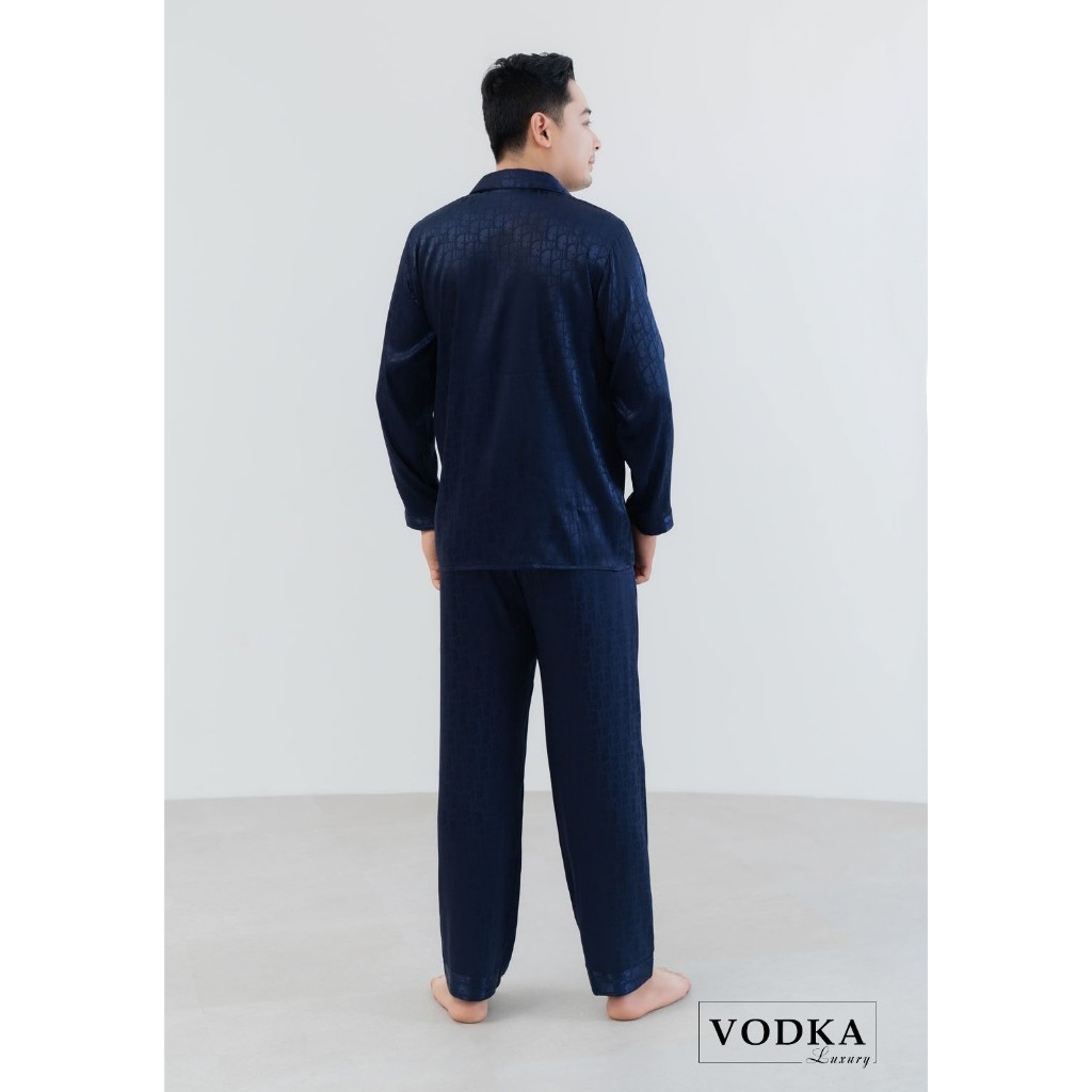 Đồ bộ nam pijama nam dài tay chất lụa mềm mại màu đen hoạ tiết in chìm sang chảnh LV14 - Vodka Luxury