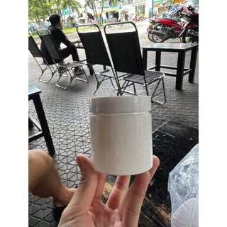 Hủ pét 200gr màu trắng đục-có nắp lót chống tràn-loại cứng