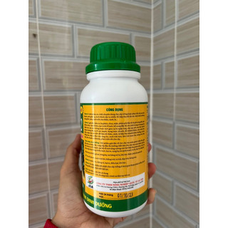 Phân Bón lá Cao cấp kích rễ ROOTS 2 - 500ml
