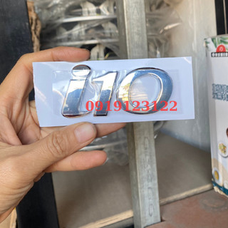Logo chữ nổi i10 dán đuôi xe