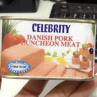 Pate thịt heo lucheon meat hiệu Celebrity 200gr - Date 11/2026