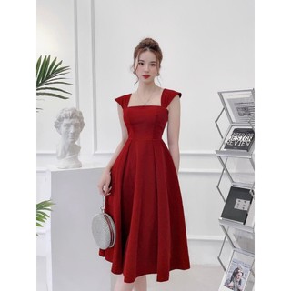 Đầm nữ nhẹ nhàng