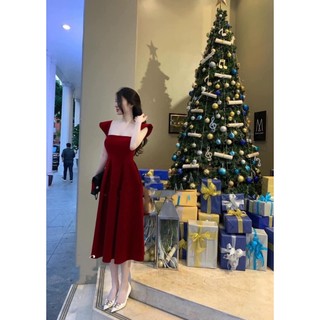 Đầm nữ nhẹ nhàng