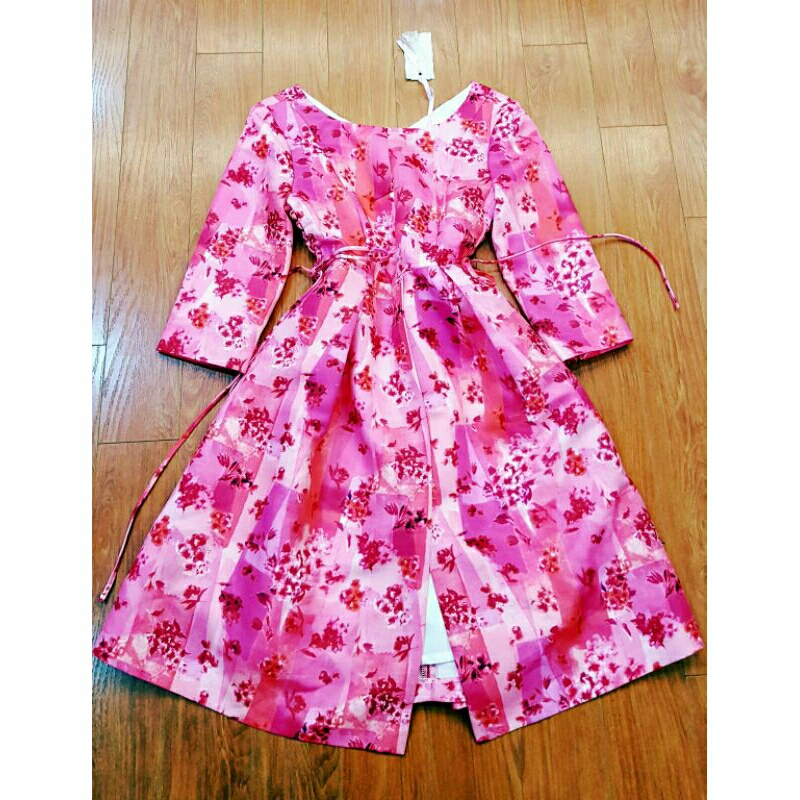 Đầm hoa màu hồng sz M