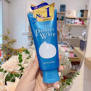 Sữa rửa mặt Shiseido Senka Perfect Whip Collagen in 120g