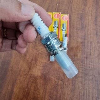 Bugi Xe Máy Hiệu NGK Giá 1 cái