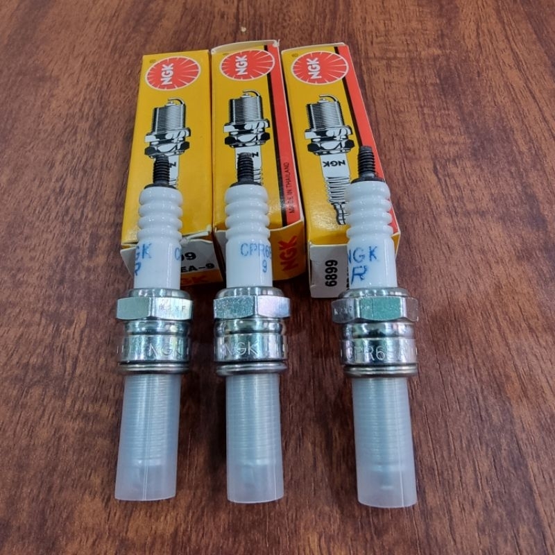 Bugi Xe Máy Hiệu NGK Giá 1 cái