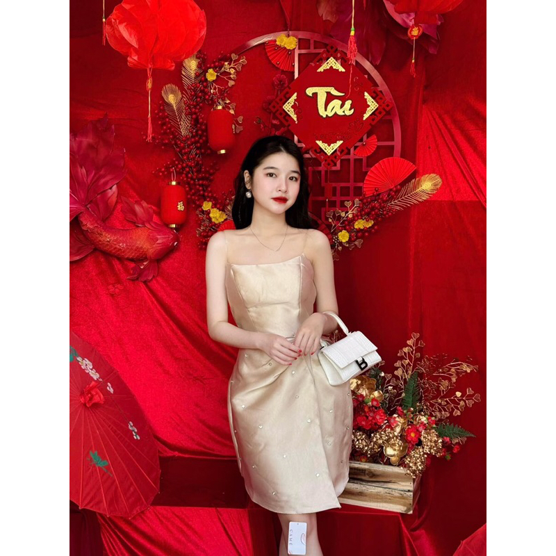 Đầm cúp ngực phối nơ eo đính đá