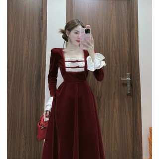 ĐẦM NHUNG TAY BÈO